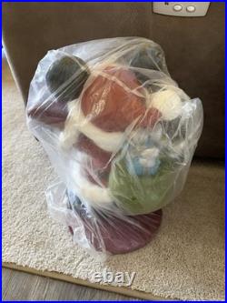 2006 Disney Christmas MICKEY MOUSE Presents Statue Decoration 14