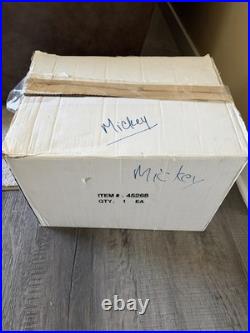 2006 Disney Christmas MICKEY MOUSE Presents Statue Decoration 14