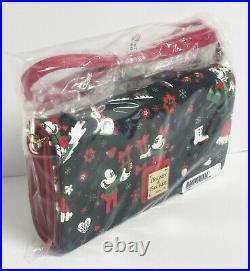2017 Disney Dooney & Bourke Christmas Woodland Winter Crossbody Wallet Bag NWT
