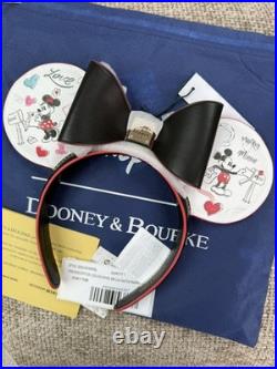 2025 Disney Parks Hearts Love Dooney and Bourke Mickey and Minnie Ears NEW