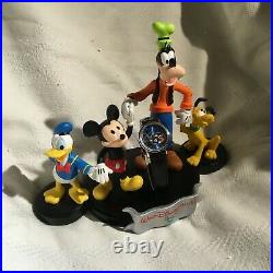 Disney 2000 Mickey Mouse Donald Duck Goofy Pluto Figures Watch Figurines-MIB