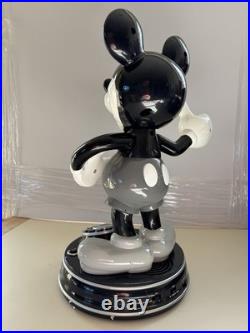 Disney 75th Anniversary Limited Edition Mickey Mouse 2307/5000. Mint in Box