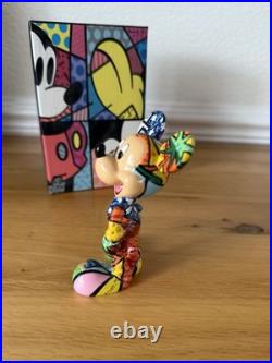 Disney Britto Figure Mickey Mouse Summer Fun 4020811