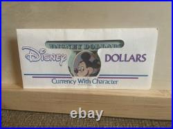 Disney Dollar Mickey Mouse $1 D series 1989 + envelope WDW
