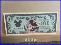 Disney Dollar Mickey Mouse $1 D series 1989 + envelope WDW