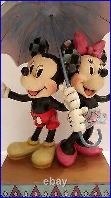 Disney Enesco Mickey and Minnie'Rainy Day Romance' 4054280