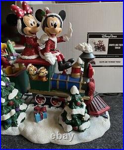 Disney Figur MICKEY MOUSE Disney Parks SANTA TRAIN Weihnachten RARITÄT Limited