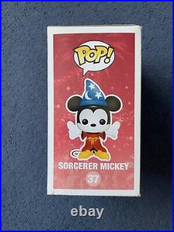 Disney Funko Pop Sorcerer Mickey No 37 Grail Minor Damage Hard Stack