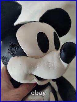 Disney Memories Mickey Mouse Steamboat Plush January Ltd Ed Series 1 /12
