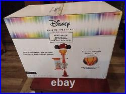 Disney Mickey Mouse Christmas 5-ft Projection Lamp Post Yard Decoration New