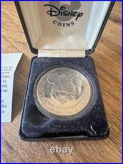 Disney Mickey Mouse Collectable Coin silver with box and certificate Ceaser Rufa