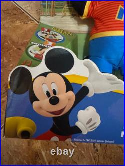 Disney Mickey Mouse. Head to Toes Micky Mouse Toy