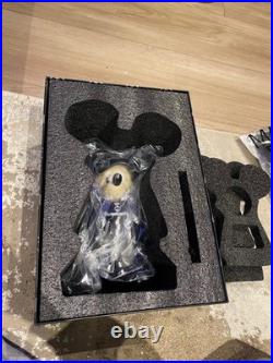 Disney Mickey Mouse Kingdom of Hearts King Mickey Figure New
