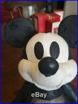 Disney Mickey Mouse Memories Collection Steamboat Willie Silver January Plush LE