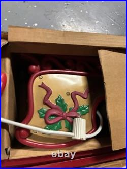 Disney Mickey Mouse Santa Climbs Ladder Musical Christmas Decoration Box READ