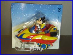 Disney Mickey Mouse Snowmobile Italy Magazine Supplement