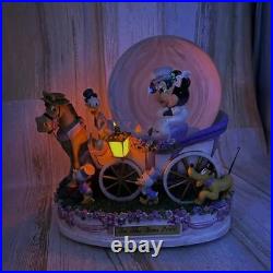 Disney Mickey Mouse and Minnie Mouse Wedding Lightup Globe with Donald Figure