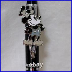 Disney Mickey Mouse ballpoint pen with plate, product body #d6fbe1