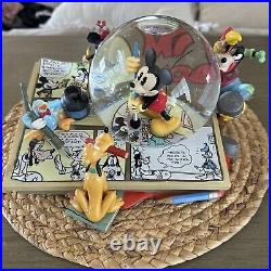 Disney Mickey Mouse in the Comics Snow Globe Flash Works Music Works Read