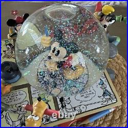 Disney Mickey Mouse in the Comics Snow Globe Flash Works Music Works Read