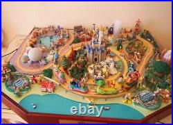 Disney Parade Diorama Light & Music Mickey Mouse Walt Disney by DeAGOSTINI Jp