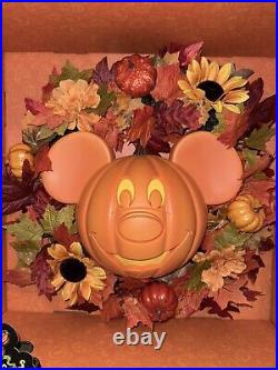 Disney Parks 2024 Halloween Mickey Mouse Jack-O-Lantern Pumpkin Wreath 16 NEW