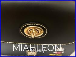 Disney Parks 2025 Mickey Mouse Crossbody Bag Purse Dooney & Bourke New Disney Parks 2025 Mickey Mouse Crossbody Bag Purse Dooney & Bourke New