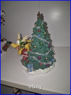 Disney Parks Christmas Mickey Mouse And Friends Figurine Sleigh Figurine