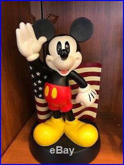 Disney Parks Mickey Salutes Flag Medium Big Fig Figure New