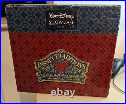 Disney Showcase 80 Years Of Laughter Steamboat Willie & Mickey Mouse Statue