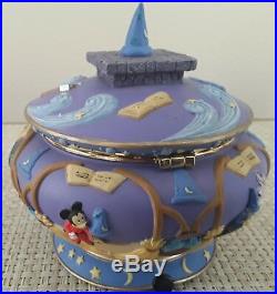 Disney Sorcerer's and Apprentance Mickey Mouse Fantasia Relvoling Music Box