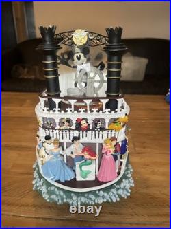 Disney Steamboat Willie Liberty Belle River Boat Mickey Mouse Musical Snowglobe