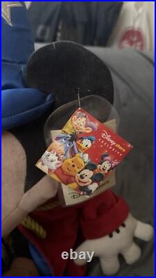 Disney Store Exclusive Limited Edition Mickey Mouse Sorcerer's Apprentice. Newz Disney Store Exclusive Limited Edition Mickey Mouse Sorcerer's Apprentice. Newz