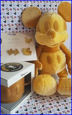 Disney Store Mickey Mouse Memories Plush Pins & Mug New Limited Edition 2/12