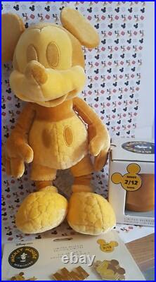 Disney Store Mickey Mouse Memories Plush Pins & Mug New Limited Edition 2/12