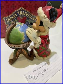 Disney Traditions Showcase Old World Santa Mickey Christmas Greetings with box