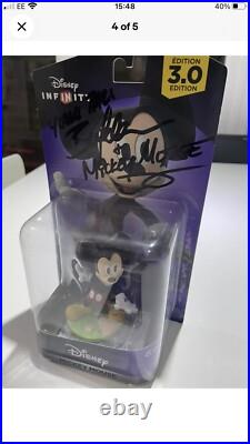 Disney infinity Mickey Mouse, Signed Character (Bret Iwan) Voice Of Mickey Mouse