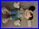 Disneyland_Paris_Mickey_Mouse_Paris_Special_Plushie_01_ss