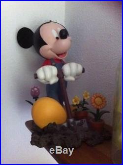 Extremely Rare! Walt Disney Mickey Mouse Working in Garden Big Figurine Statue