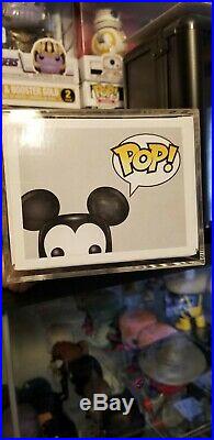 Funko Pop! Disney Metallic Mickey Mouse #01 (2011) D23 LE 480PC VVGS 9.0 Rating