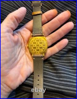 Gucci Grip Disney Mickey Mouse Gold Dial Lesther Strap Original Box