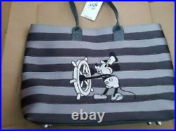 Harveys Seatbelt Disney Steamboat Willie Mickey Minnie Mouse Medium