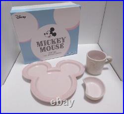 Le Creuset Disney Mickey Mouse table collection pink Japanese