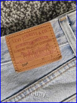 Levi's Premium x Disney Mickey Mouse 501 Crop Jeans Light Wash