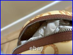 Loungefly Disney Parks Minnie Mickey Mouse Scented Pretzel Snack Food Backpack