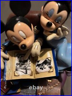 Mickey & Minnie Mouse Photo Album Statue