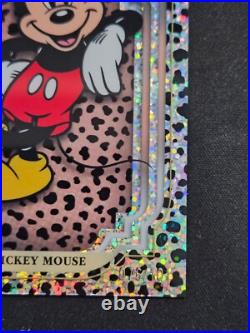 Mickey Mouse /101 Black & White Speckle Refractor Topps 2024 Disney Chrome 2024