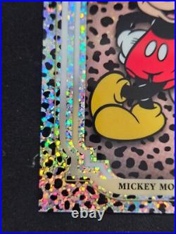 Mickey Mouse /101 Black & White Speckle Refractor Topps 2024 Disney Chrome 2024