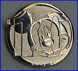 Mickey Mouse 10 Years Disney Trading Mystery Gold Chaser LE 75245 Disney Pin