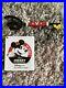 Mickey_Mouse_Limited_Edition_Disney_Store_Opening_Key_90th_Anniversary_01_ey